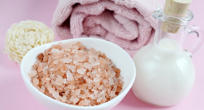 sea salt as a body scrub